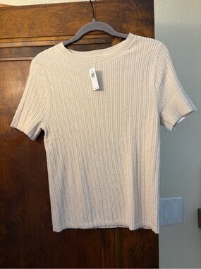 Old Navy Ivory Ribbed Short Sleeve Sweater Top
